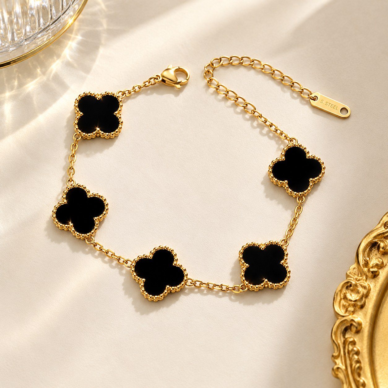 Black Clover Luxe Bracelet