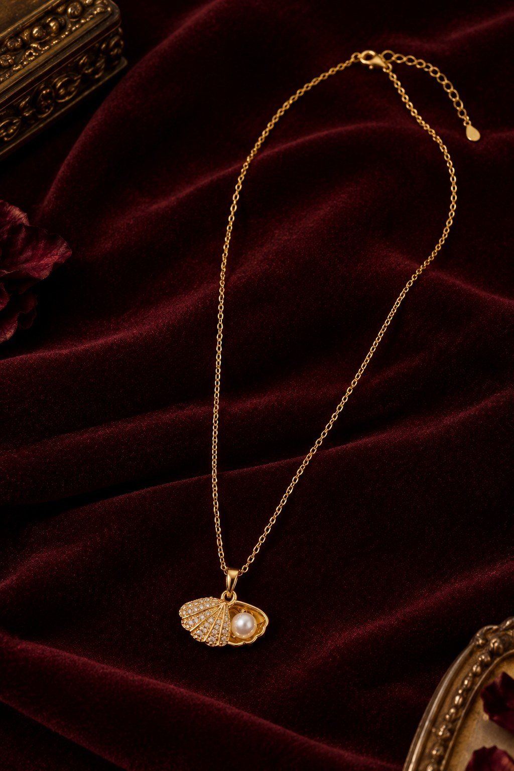 Pearl Shell Élan Necklace