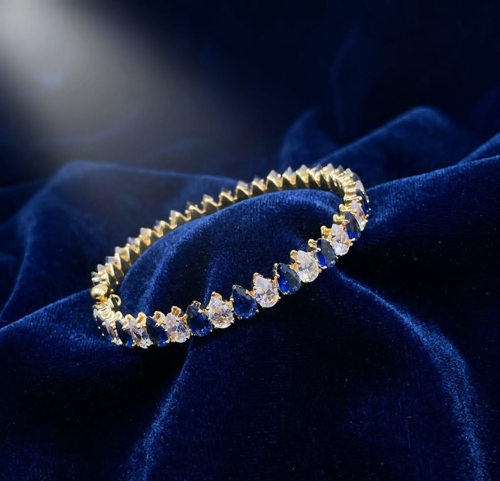 Gemma Cuff: Sapphire